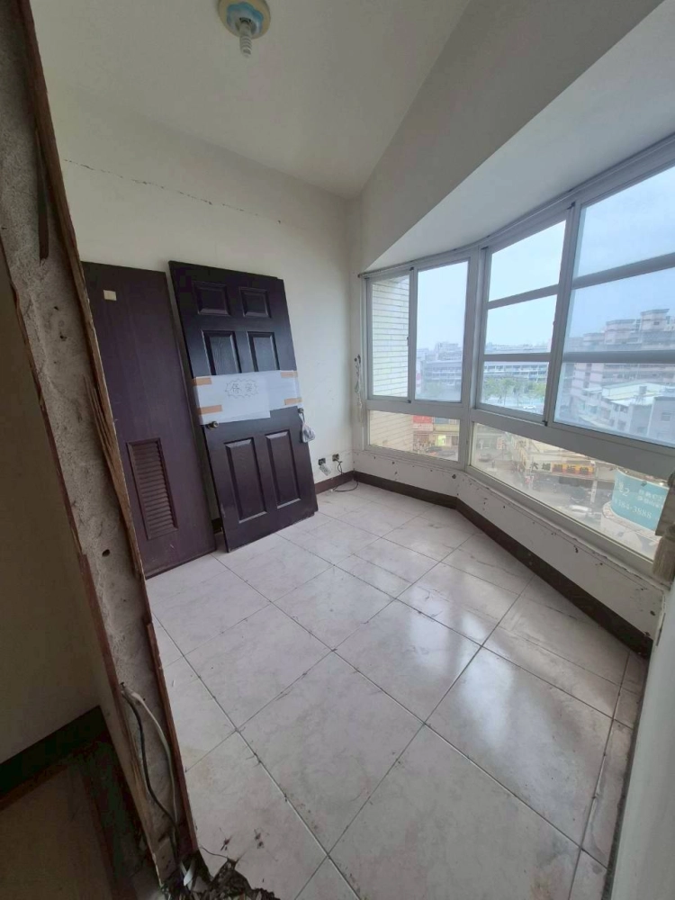 大雅路 大樓拆除