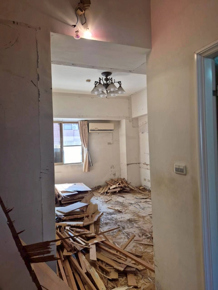 民權二路 大樓拆除 浴室打除