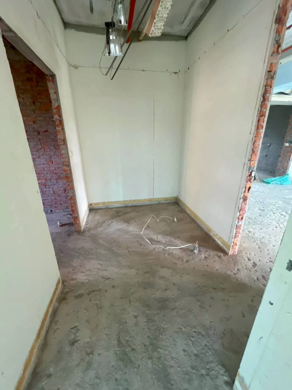 美術館大樓｜全室１２０坪｜拆除、打除