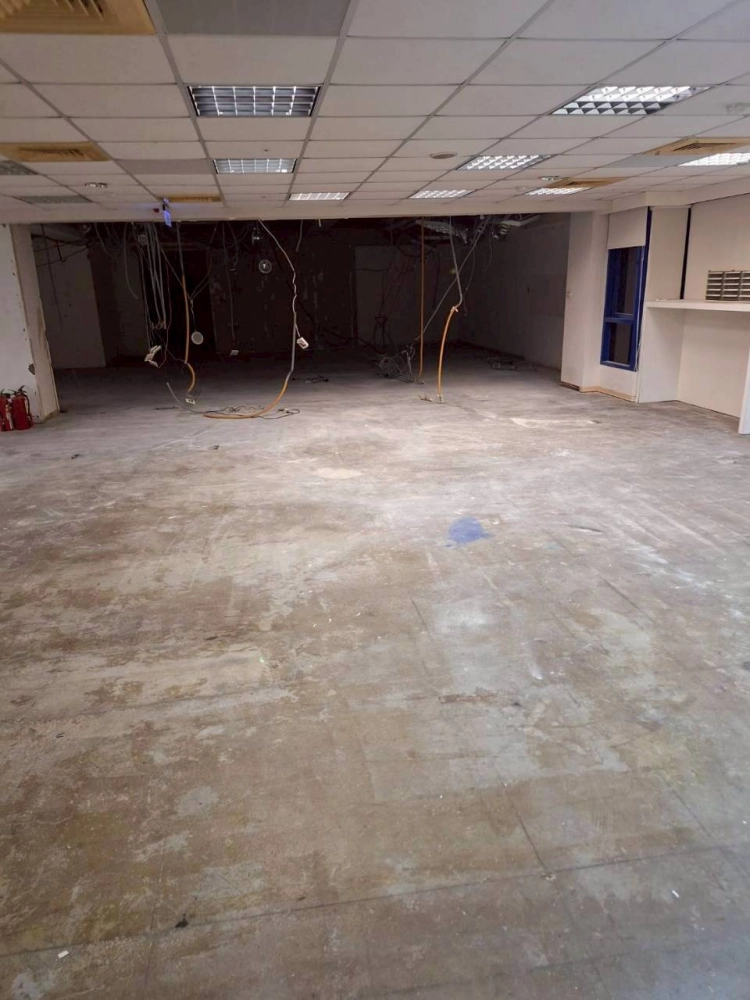 博愛一路商辦大樓拆除