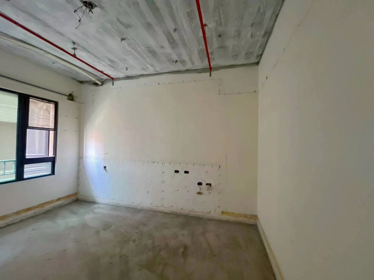 美術館大樓｜全室１２０坪｜拆除、打除