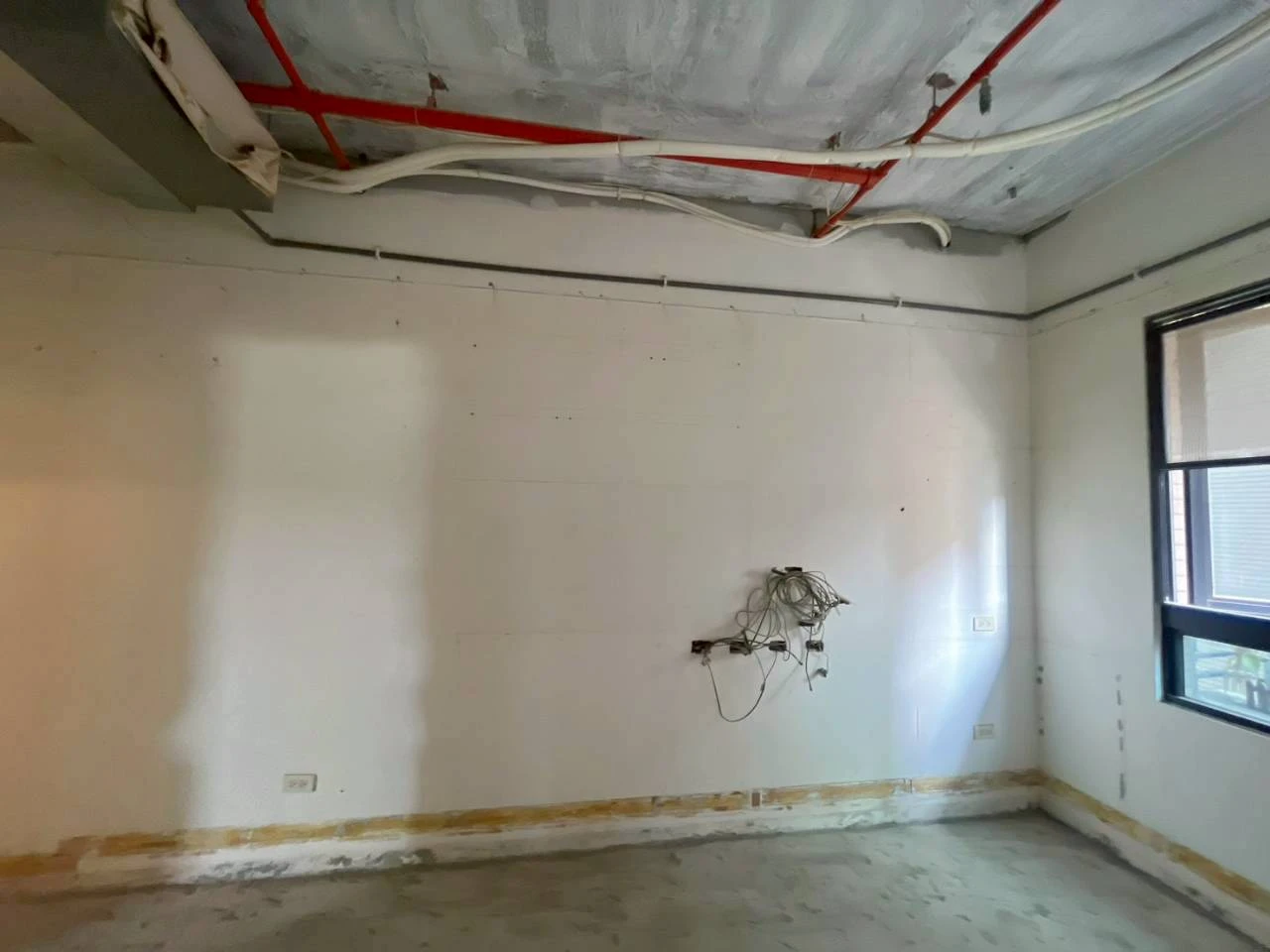 美術館大樓｜全室１２０坪｜拆除、打除