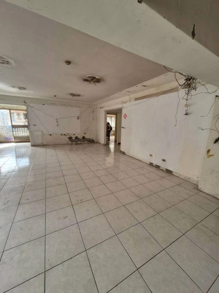 小港鳳福路全屋裝潢拆除