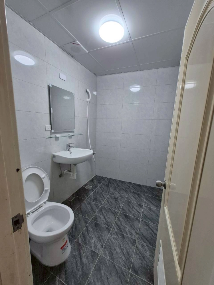 鳳山浴室打除清運新建｜高雄裝修拆除｜三民區裝修拆除