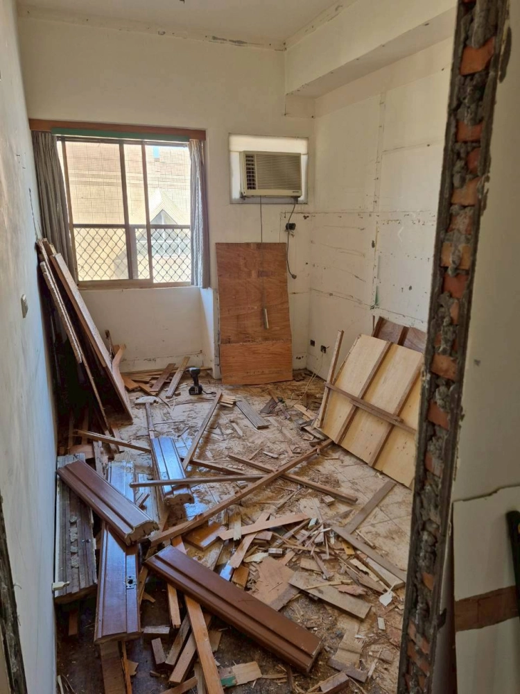 民權二路 大樓拆除 浴室打除