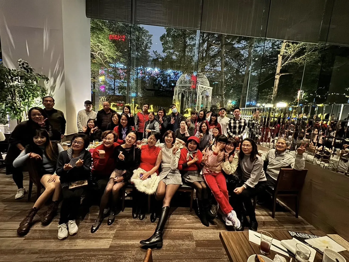 友儷尾牙開心快樂大成功