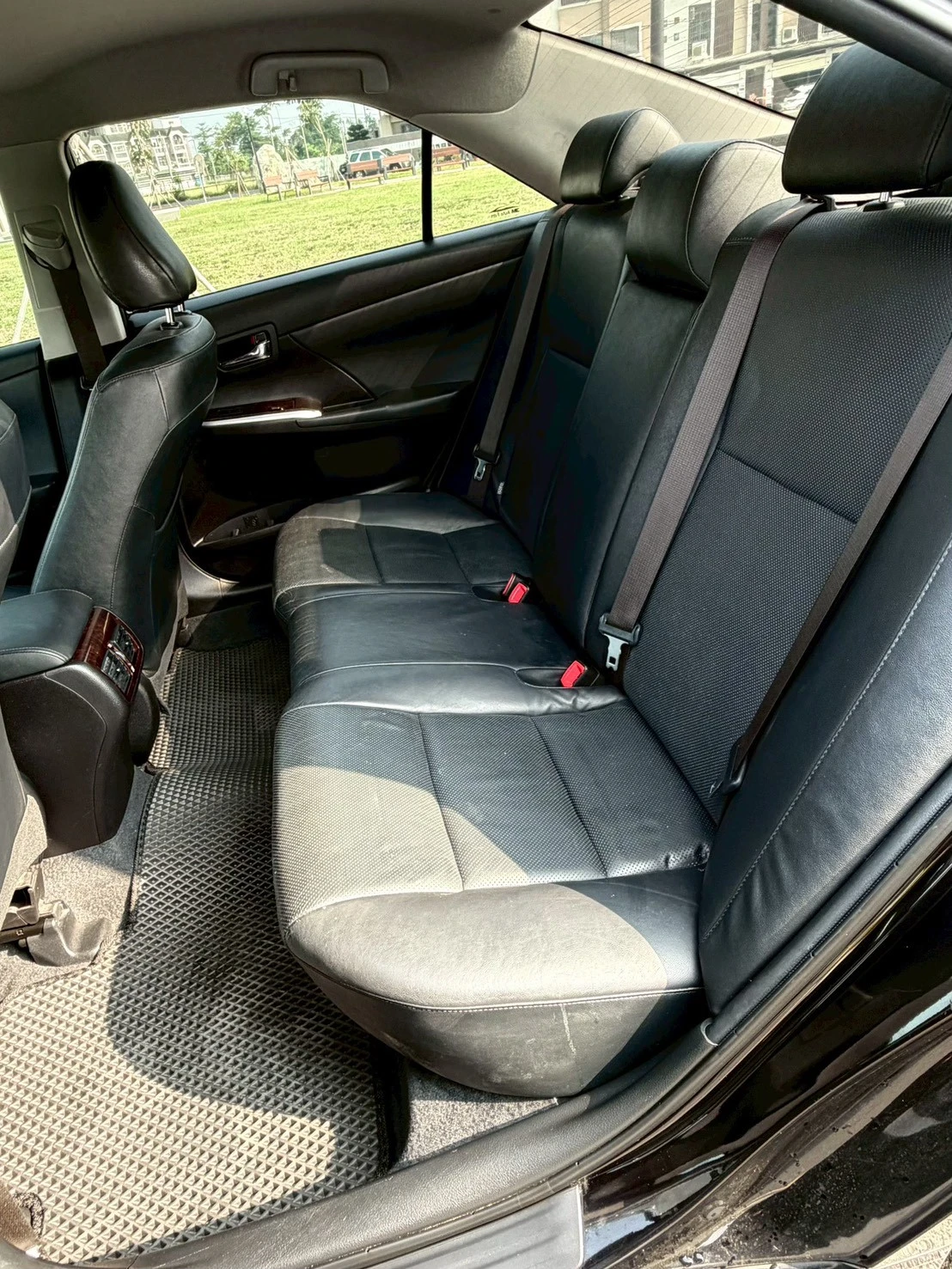 TOYOTA CAMRY 經典款