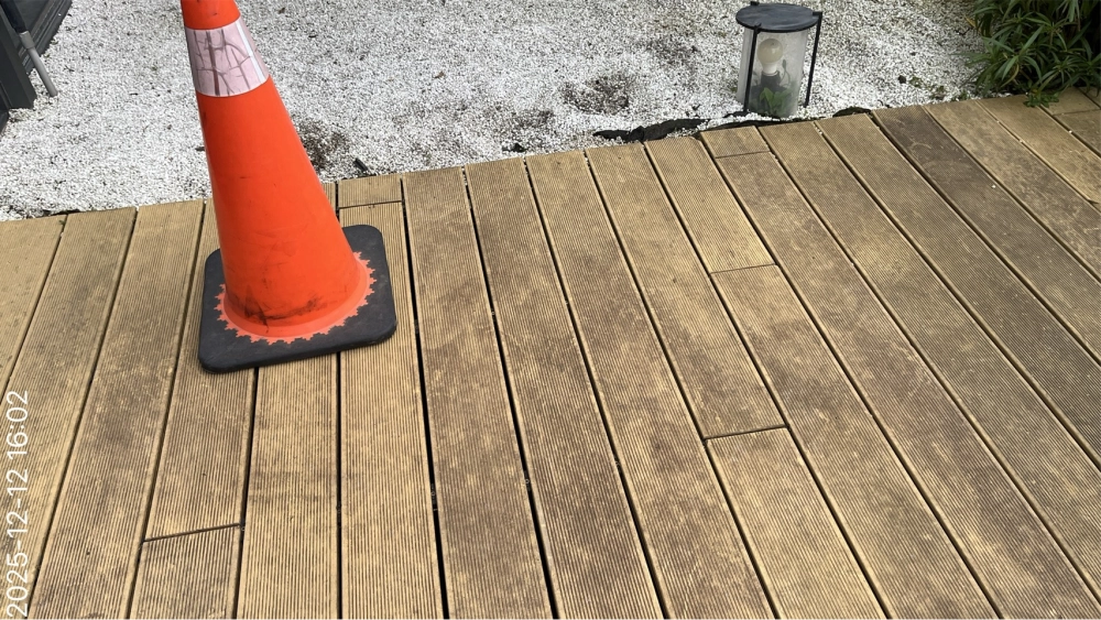 實木及塑木應用｜中式園林設計、水池造景 、大樓園藝保養