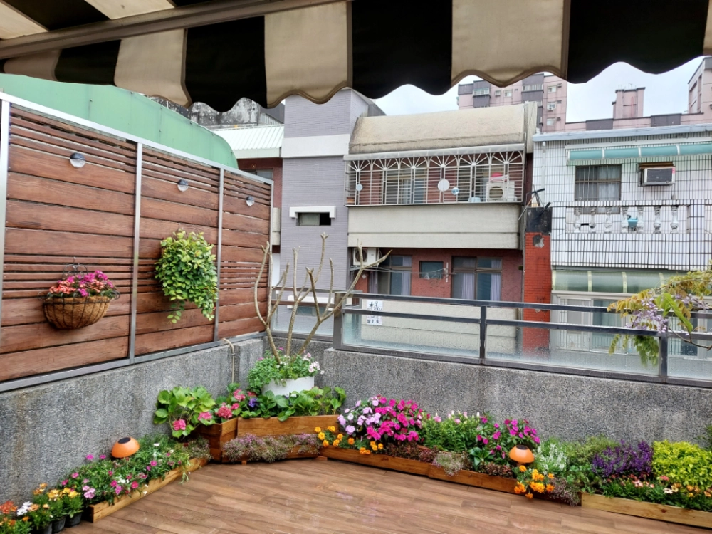 實木及塑木應用｜中式園林設計、水池造景 、大樓園藝保養