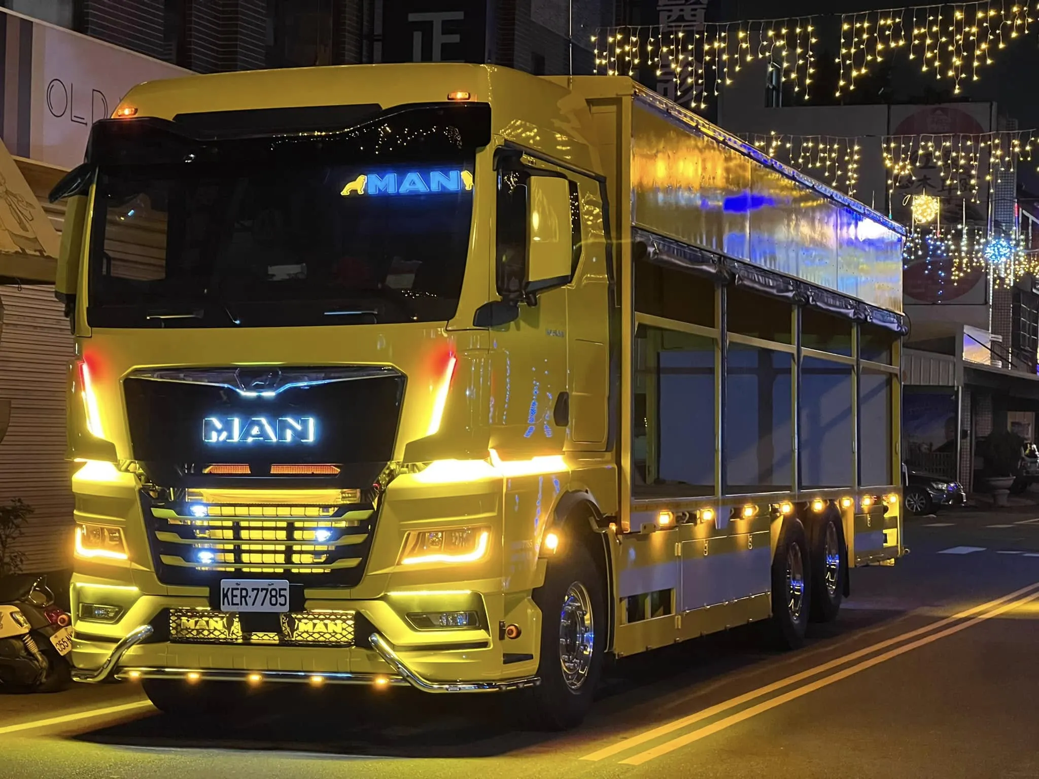 前部漸層氣氛燈