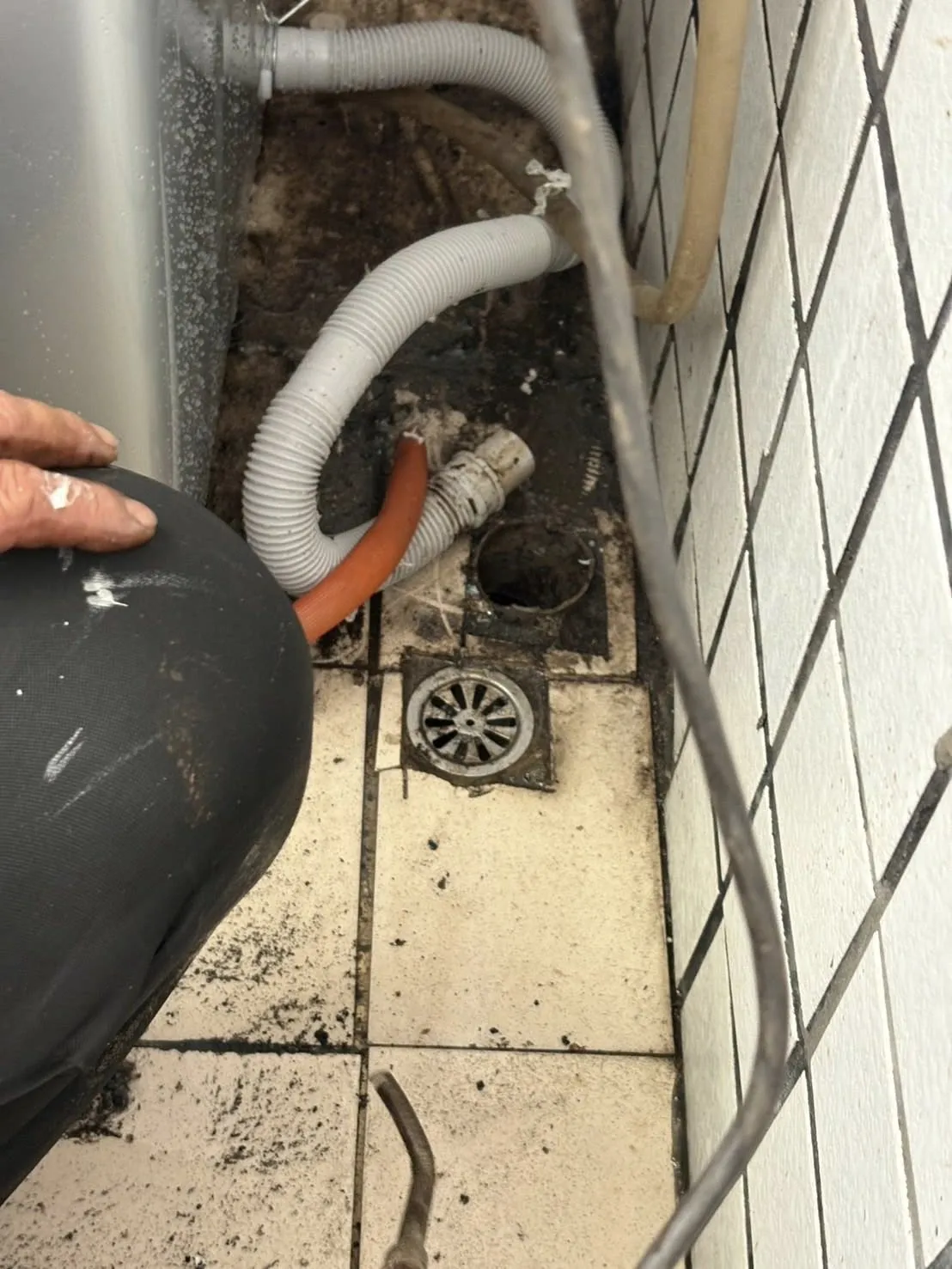 疏通排水管+更換開關+水龍頭