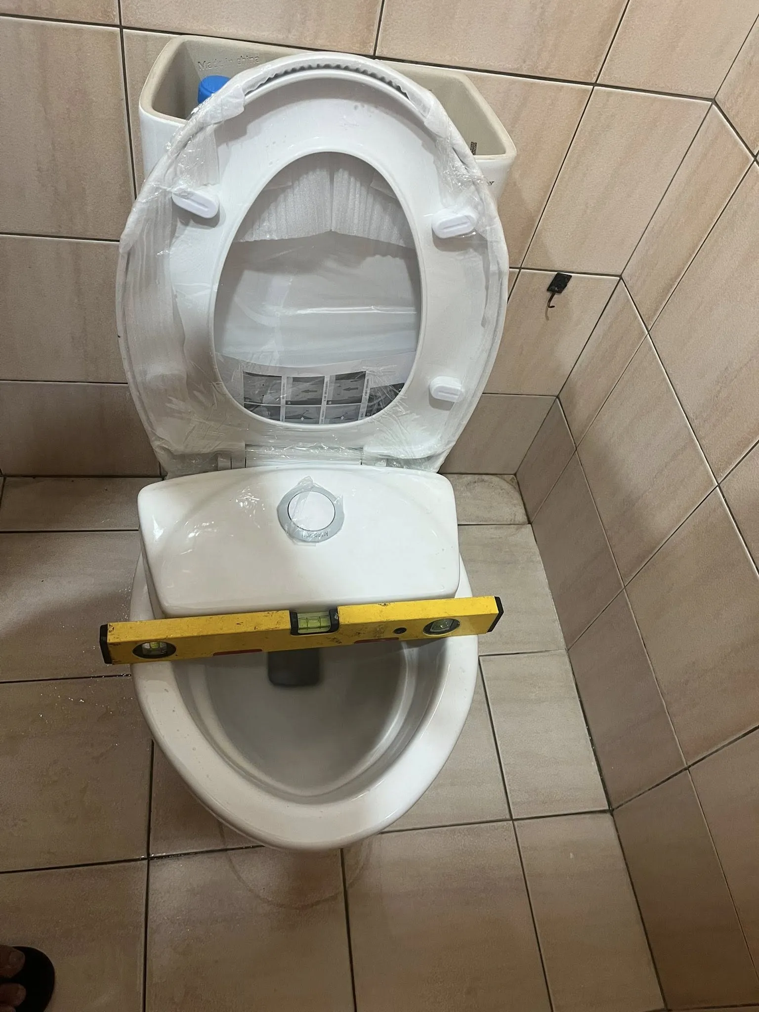 安裝馬桶