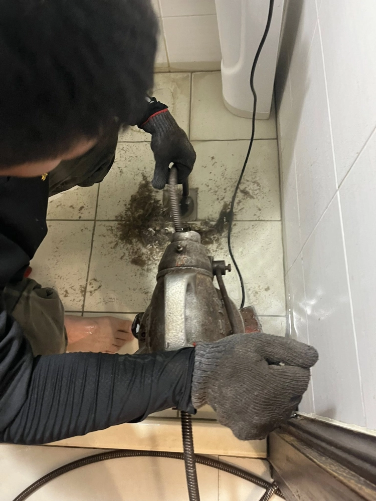 疏通排水管