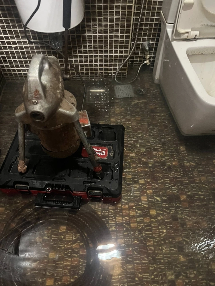 疏通排水管