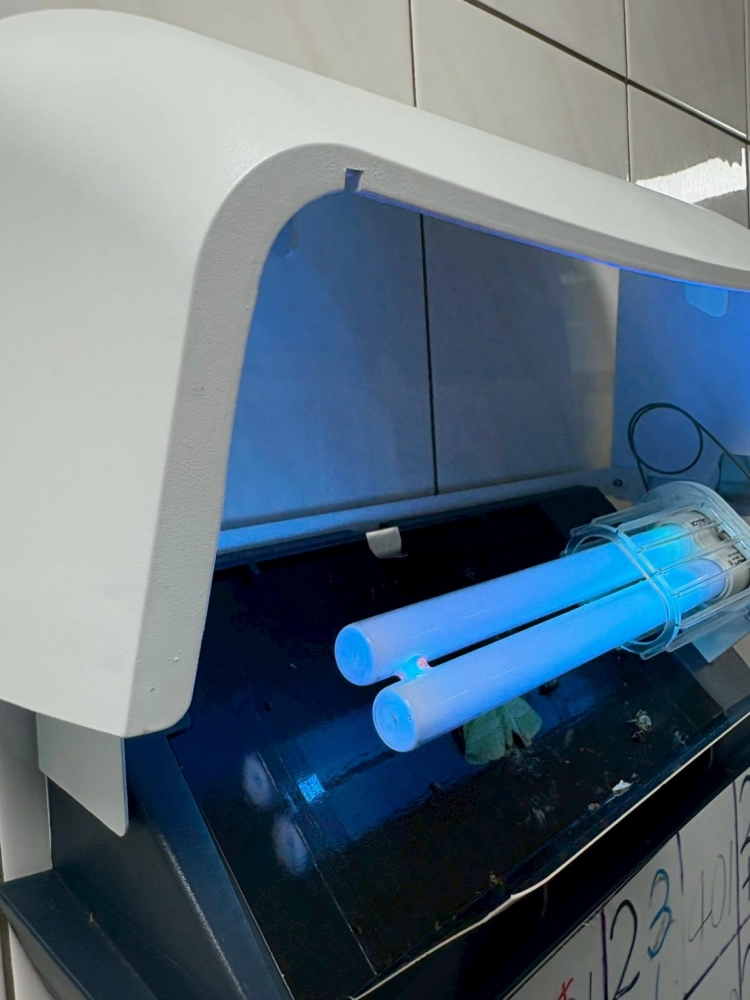 餐廳、中央廚房、內外捕蟲燈(黏紙式、電擊式)