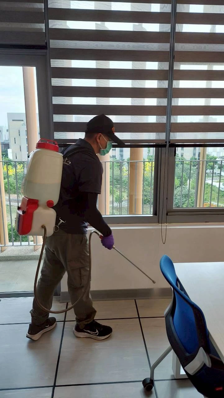 行政院國家科學委員會資安暨智慧科技研發大樓，病媒防治施工