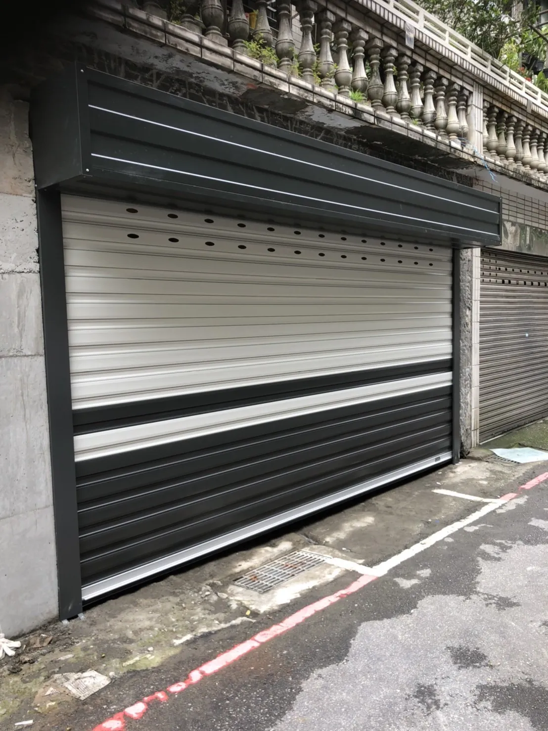   鋁合金捲門