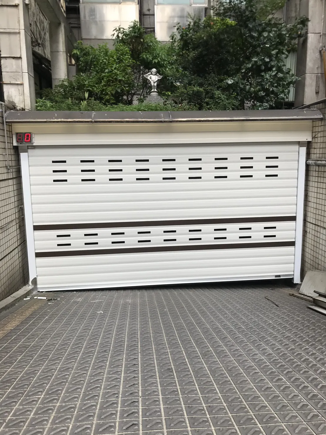   鋁合金捲門