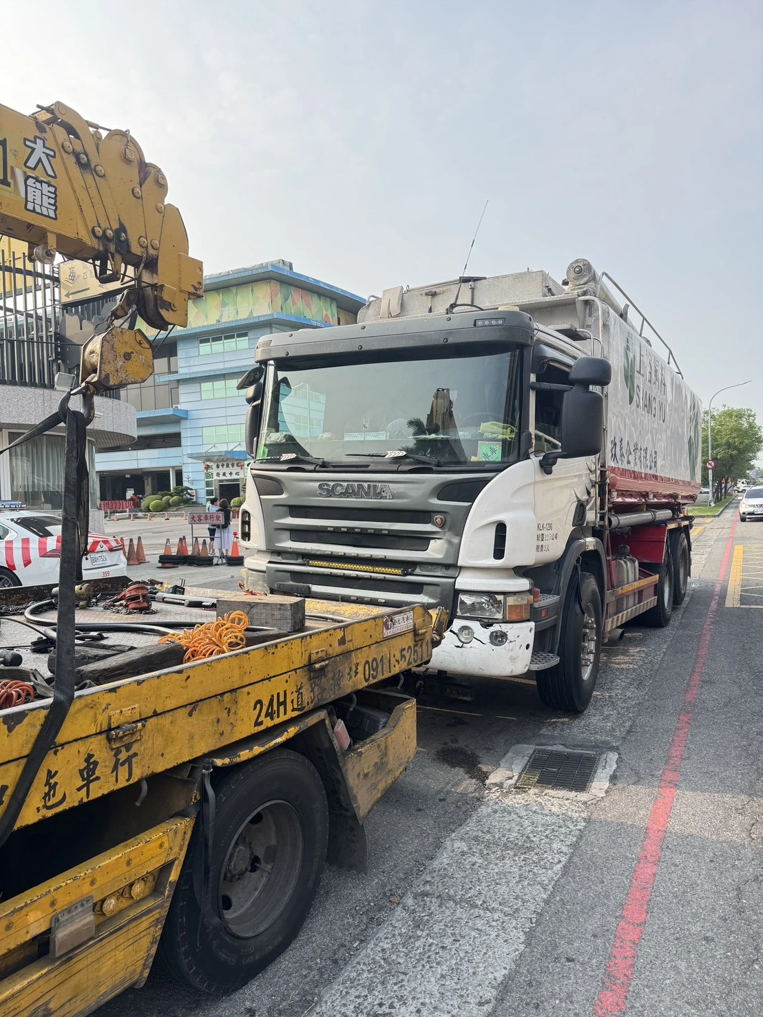 大型車輛拖吊