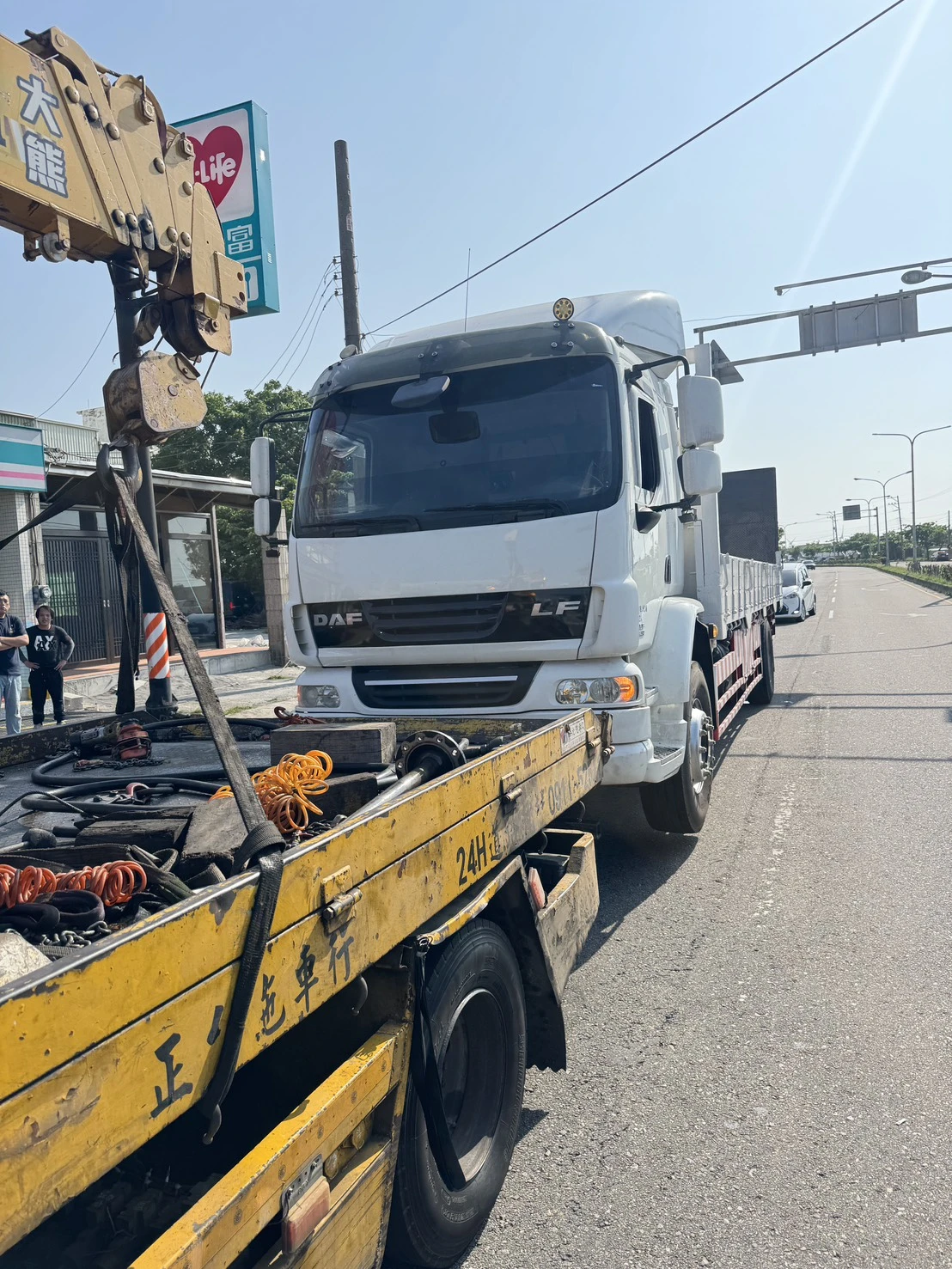 大型車輛拖吊