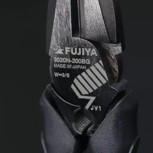 FUJIYA 富士箭 含稅 KUROKIN 黑金 偏芯鋼絲鉗 螺牙修整 老虎鉗 3020N-200BG 225BG