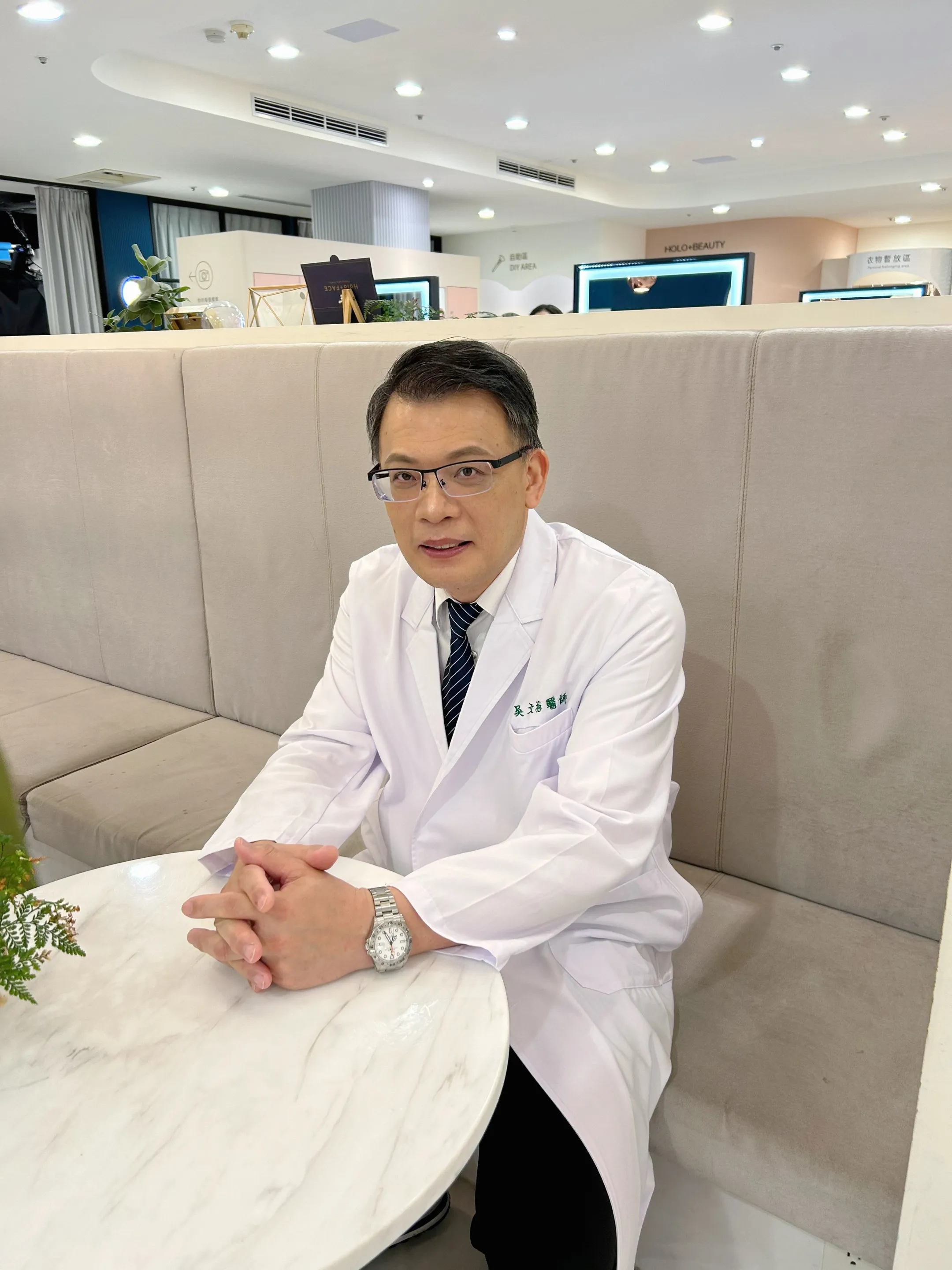 臻行骨科即將盛大開幕，八月與您相見！