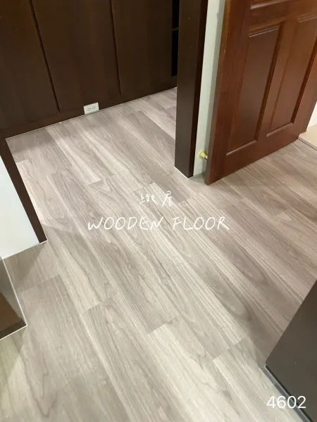 SPC防水超耐磨地板