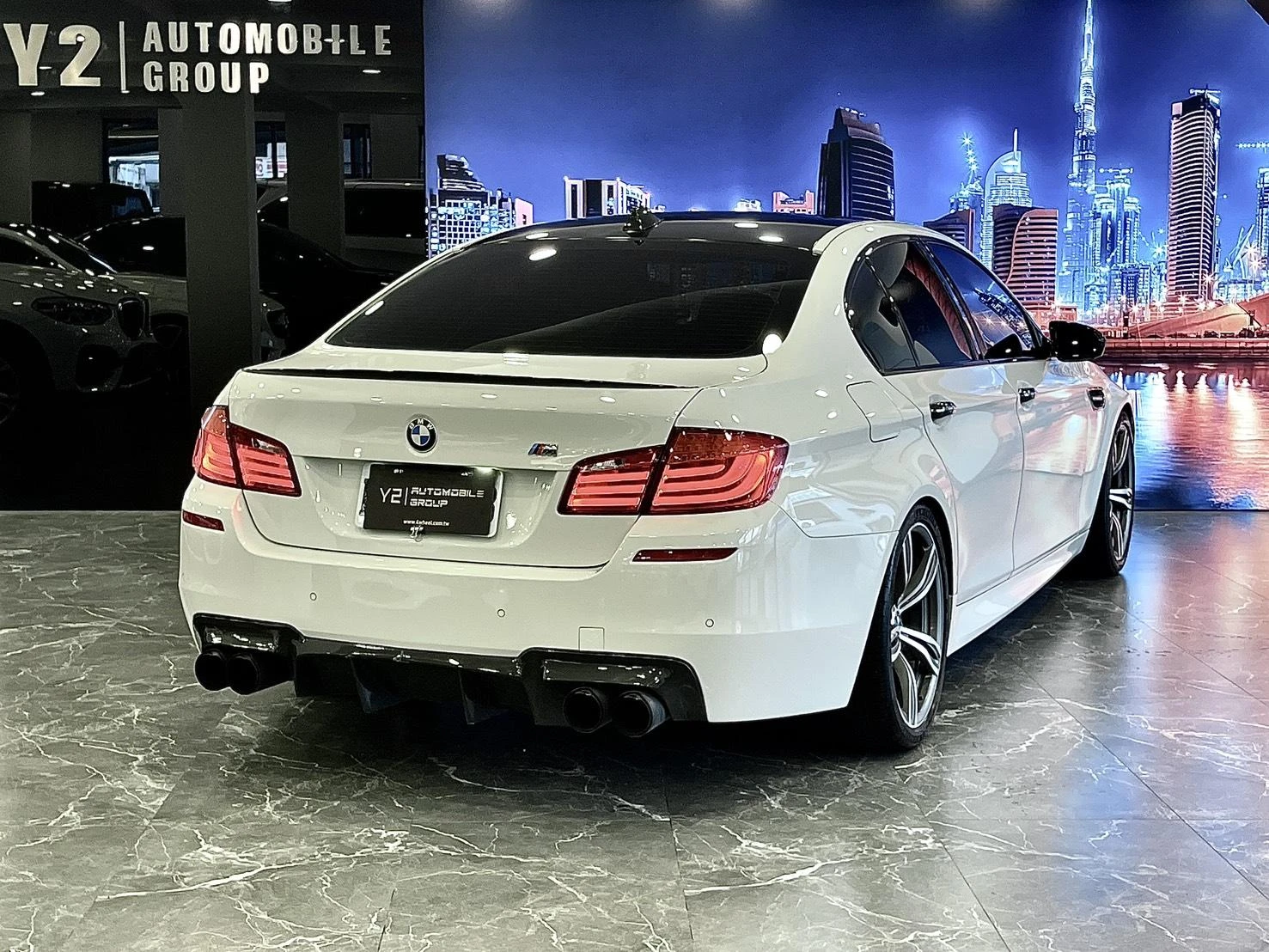 BMW M5 Sedan