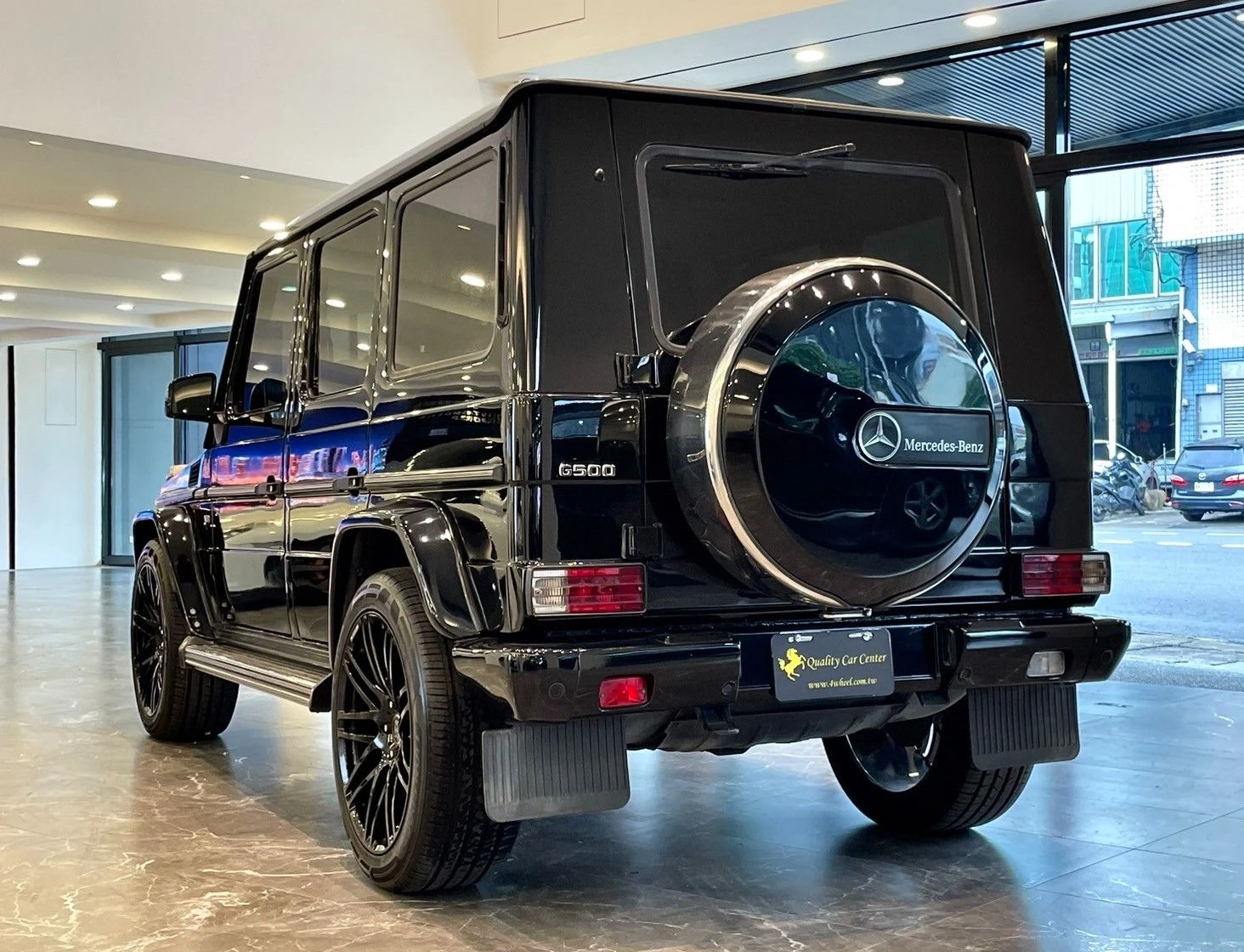 Mercedes-Benz G-Class G500