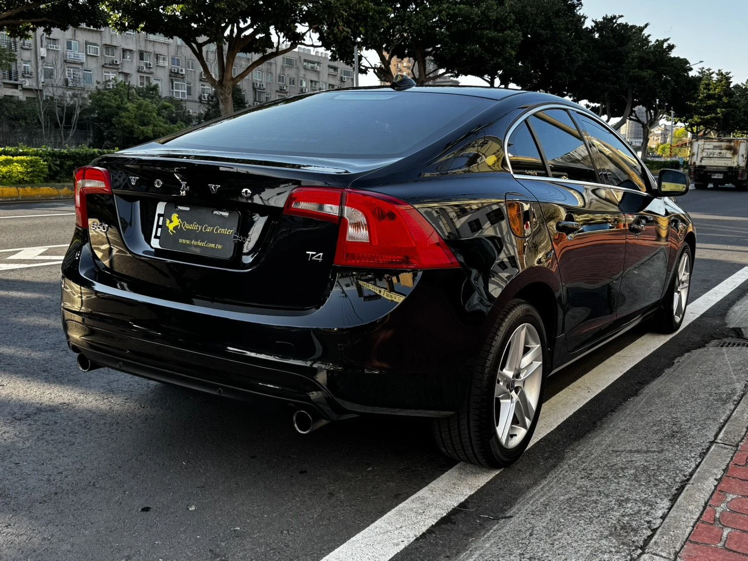 Volvo S60