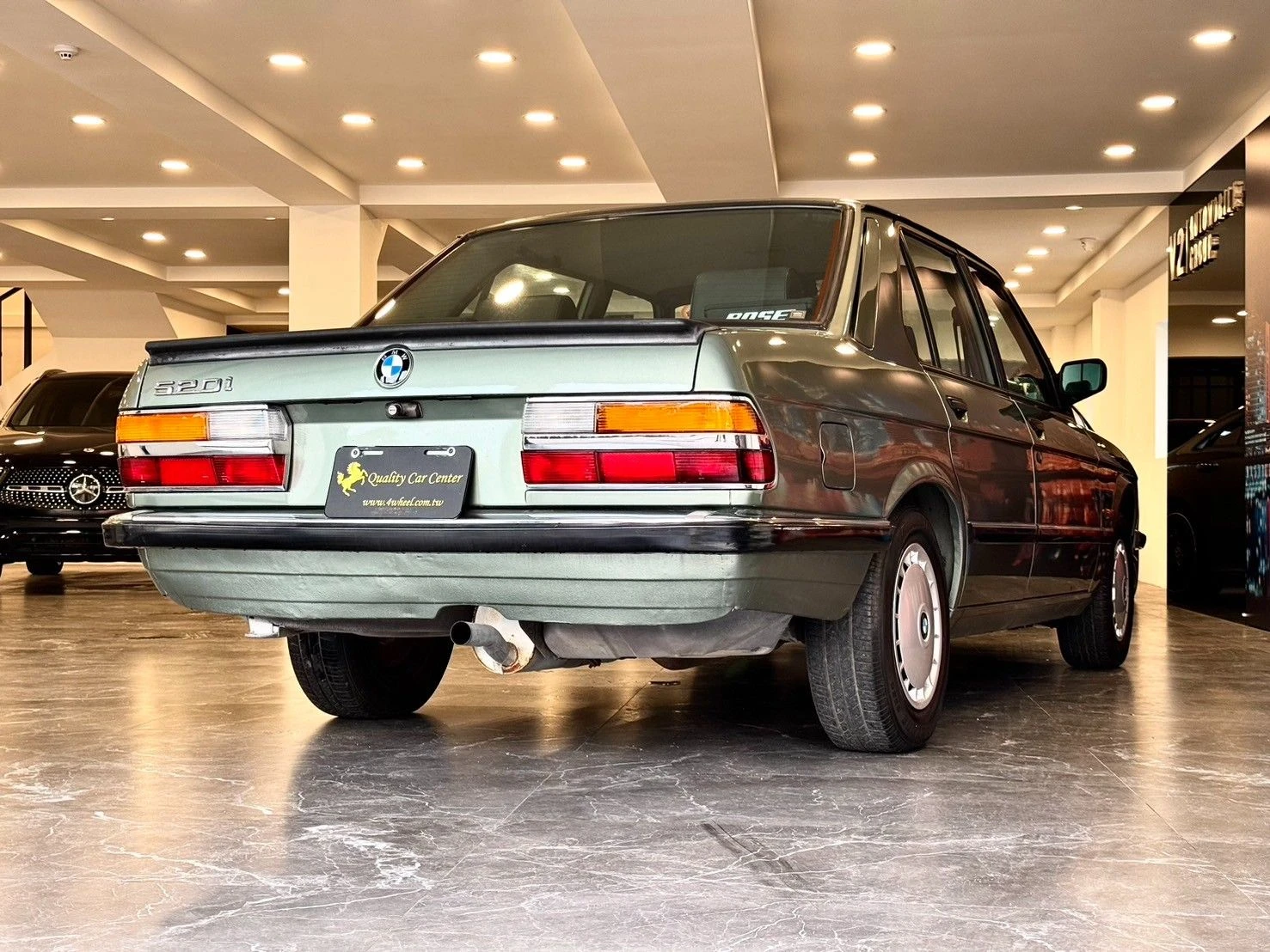 BMW 5-Series Sedan 520i 收藏車霹靂五號經典老B