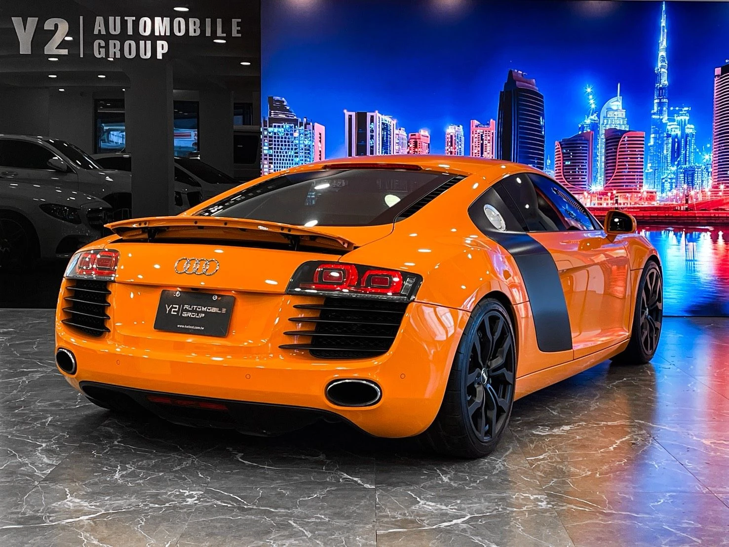Audi R8