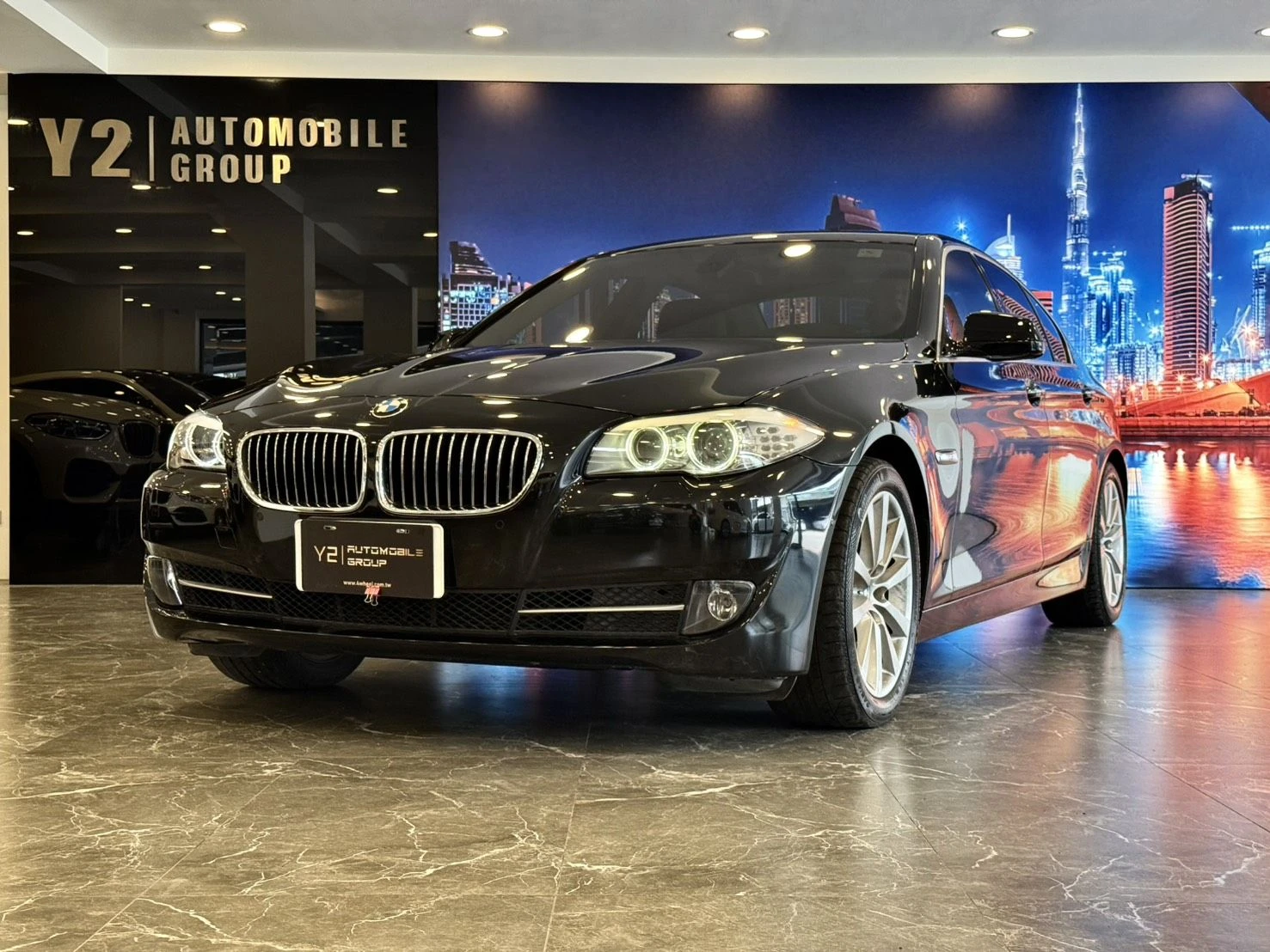 BMW 5-Series Sedan 528i