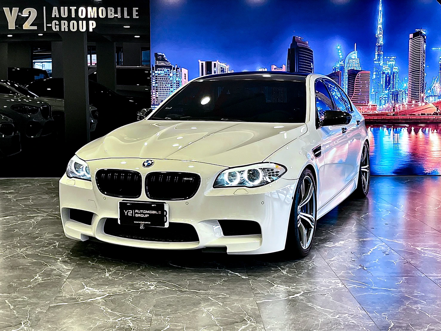 BMW M5 Sedan