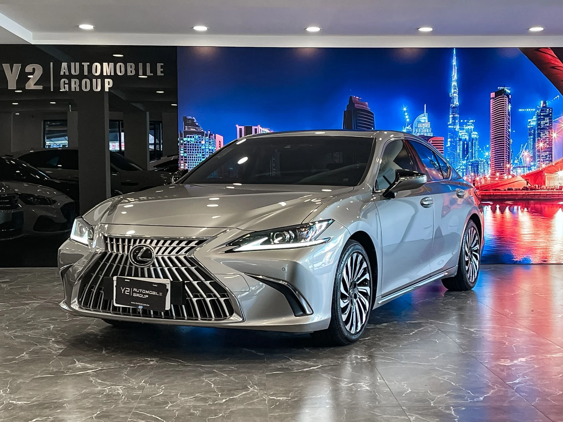 Lexus ES