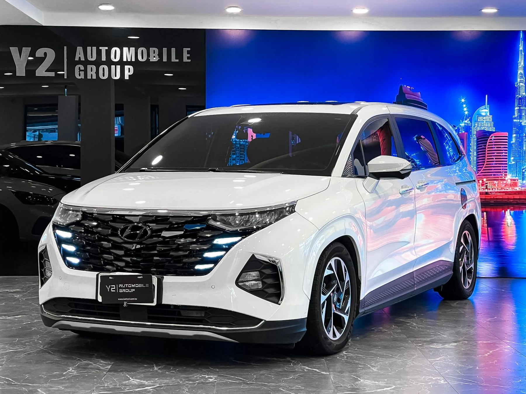Hyundai Custin