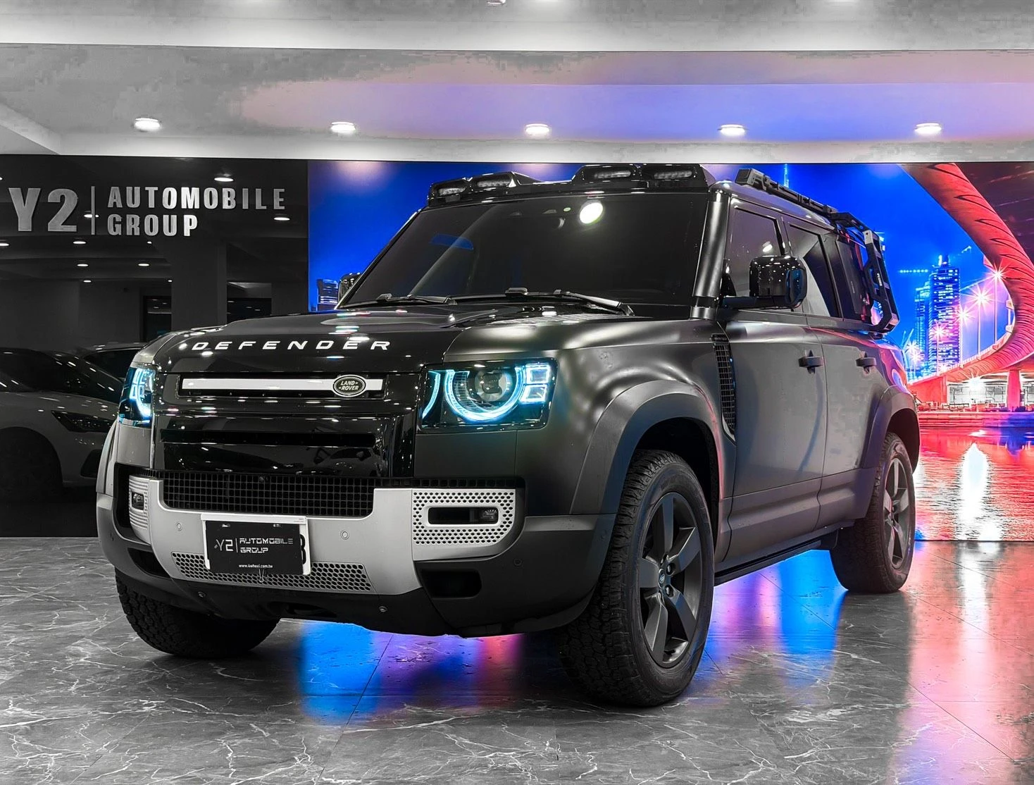 Land Rover Defender
