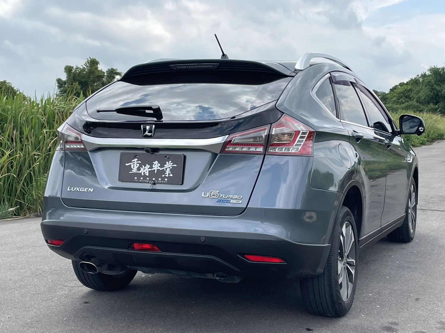 Luxgen U6 Turbo ECO Hyper