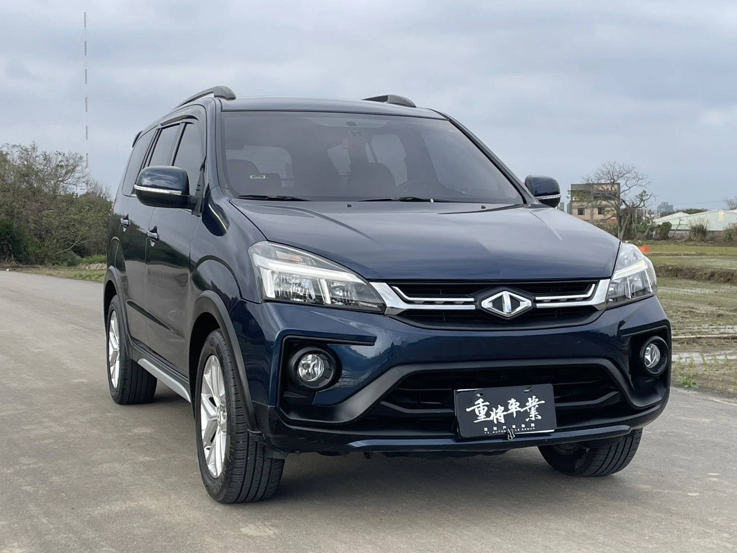 Mitsubishi Zinger