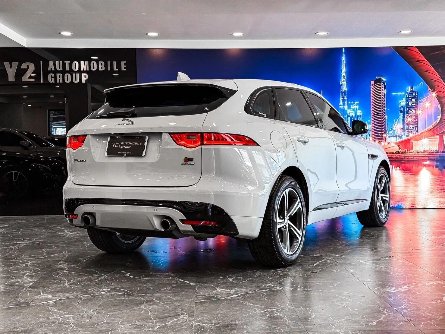 Jaguar F-Pace