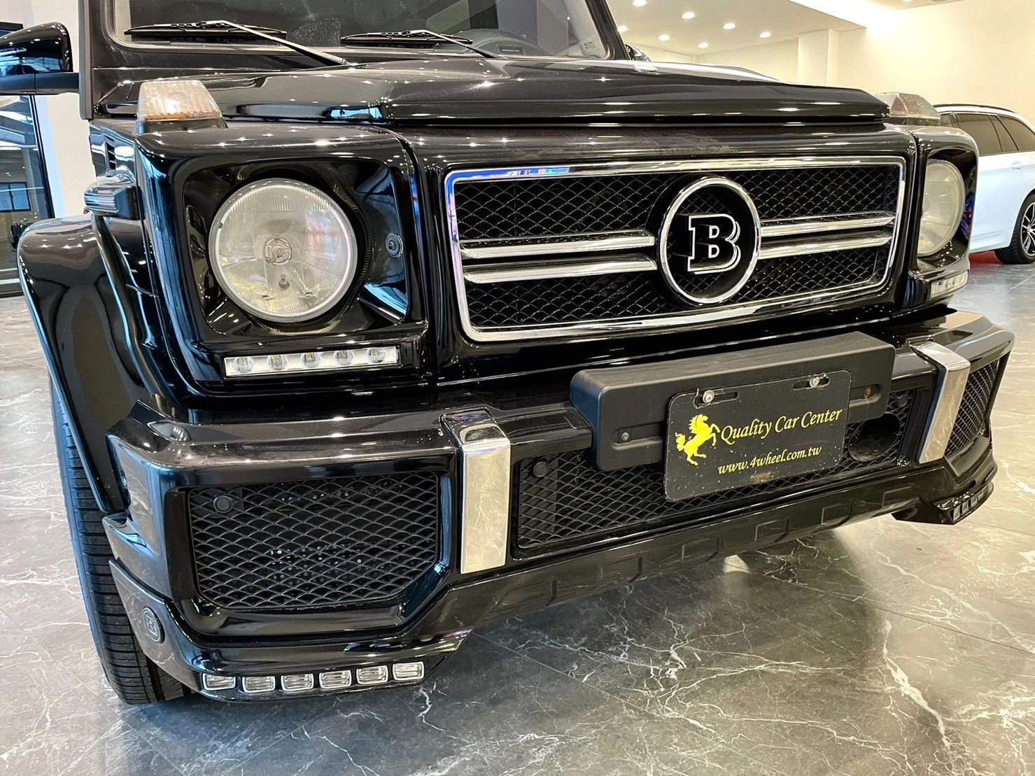 Mercedes-Benz G-Class G500