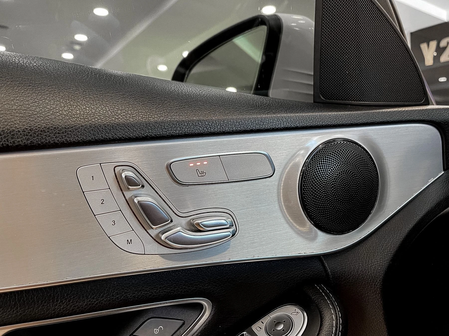 Mercedes-Benz C-Class Sedan C300 4MATIC