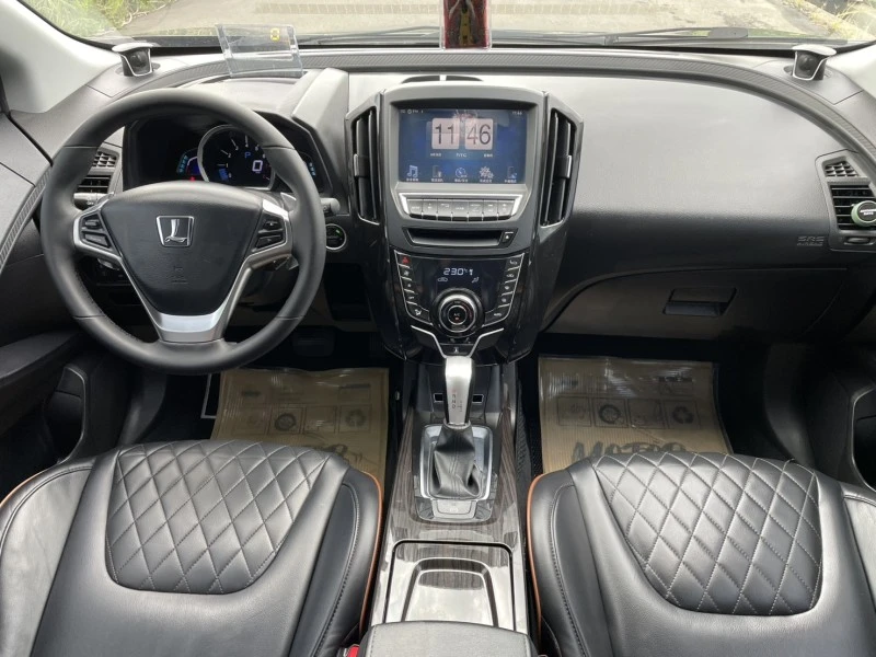 Luxgen U6 Turbo ECO Hyper 2017年