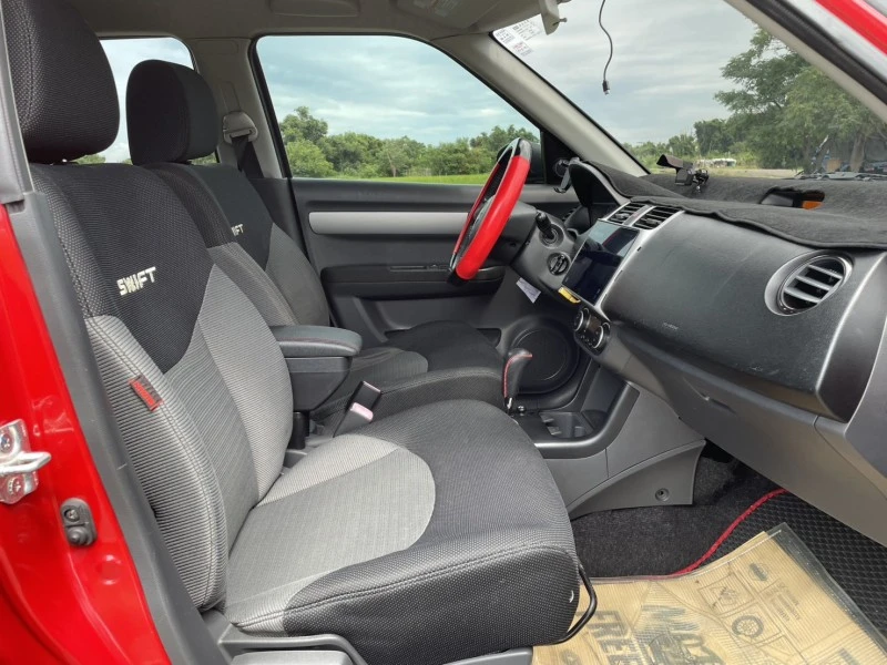Suzuki SWIFT 2006年