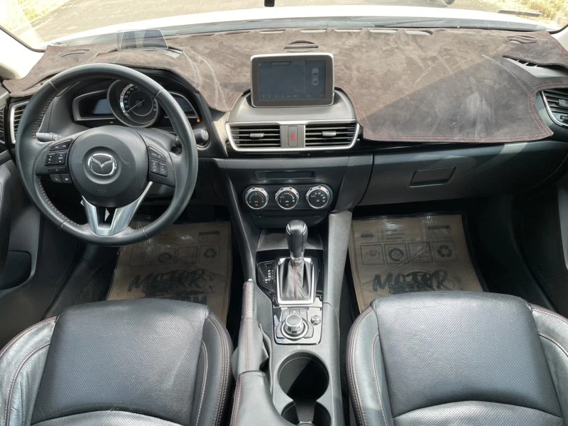 Mazda Mazda3 2015年