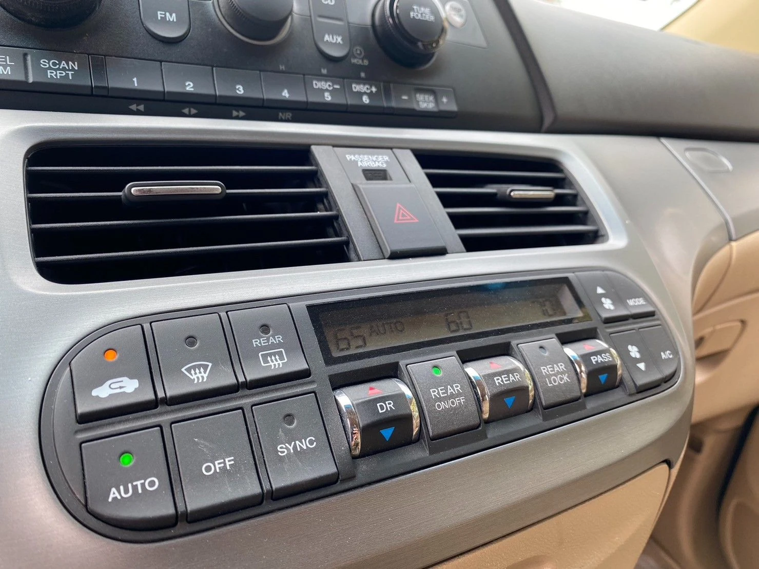 Honda Odyssey / 正七人同級車最便宜