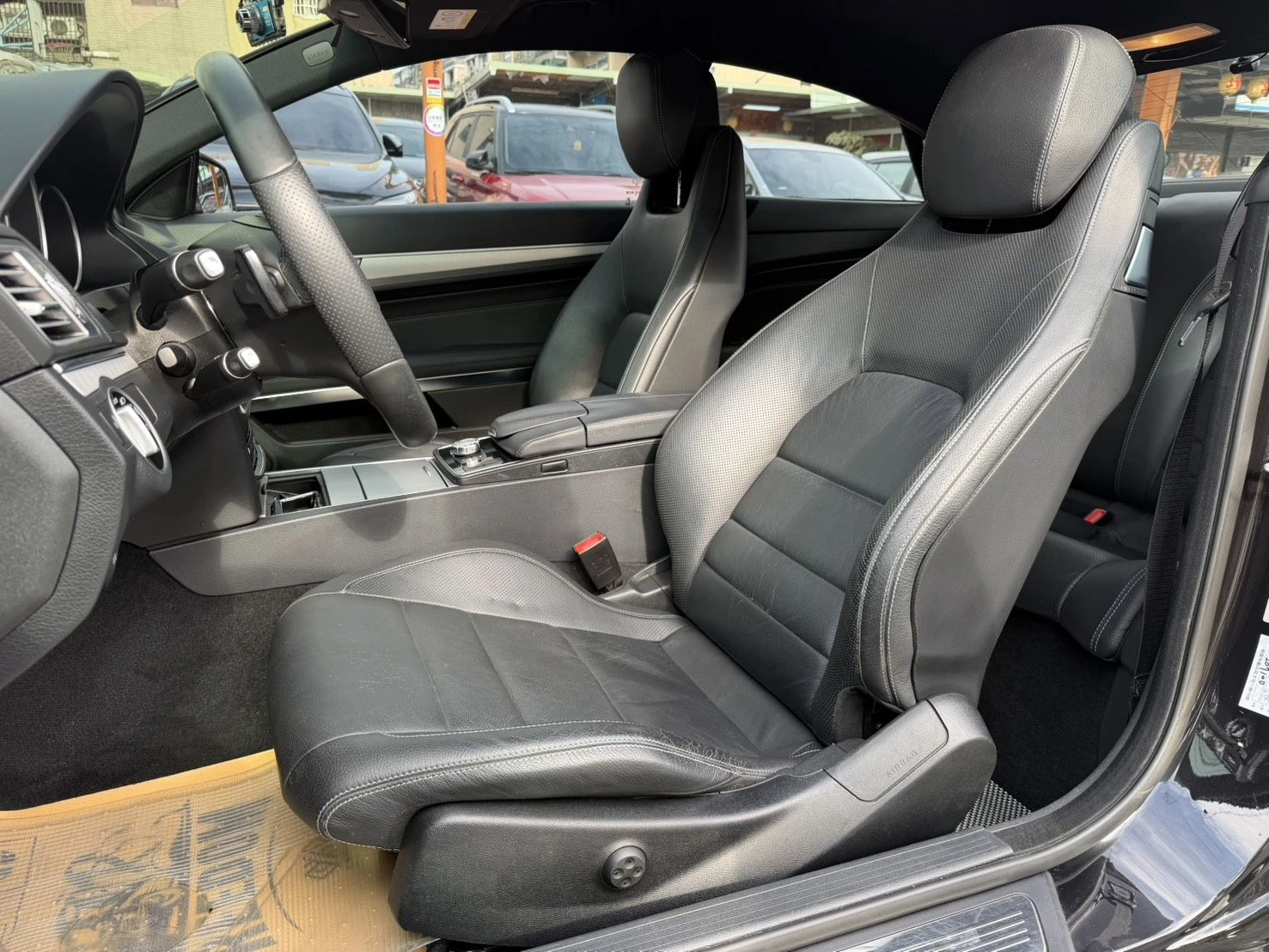 Mercedes-Benz E-Class Coupe E200