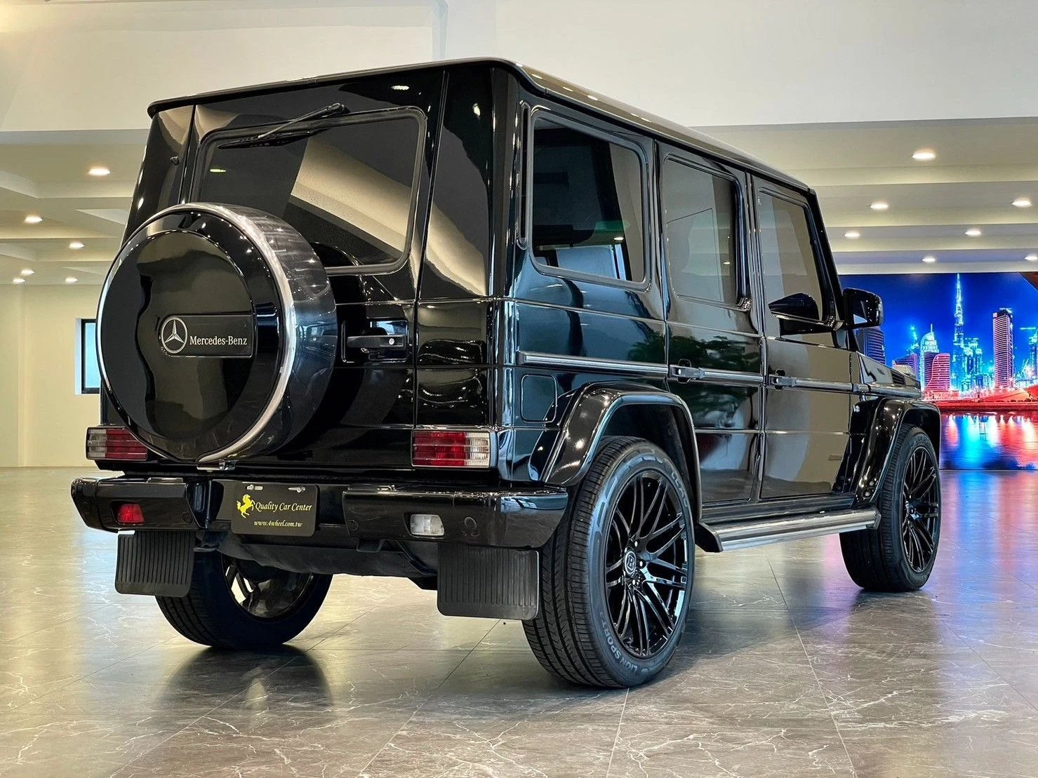 Mercedes-Benz G-Class G500