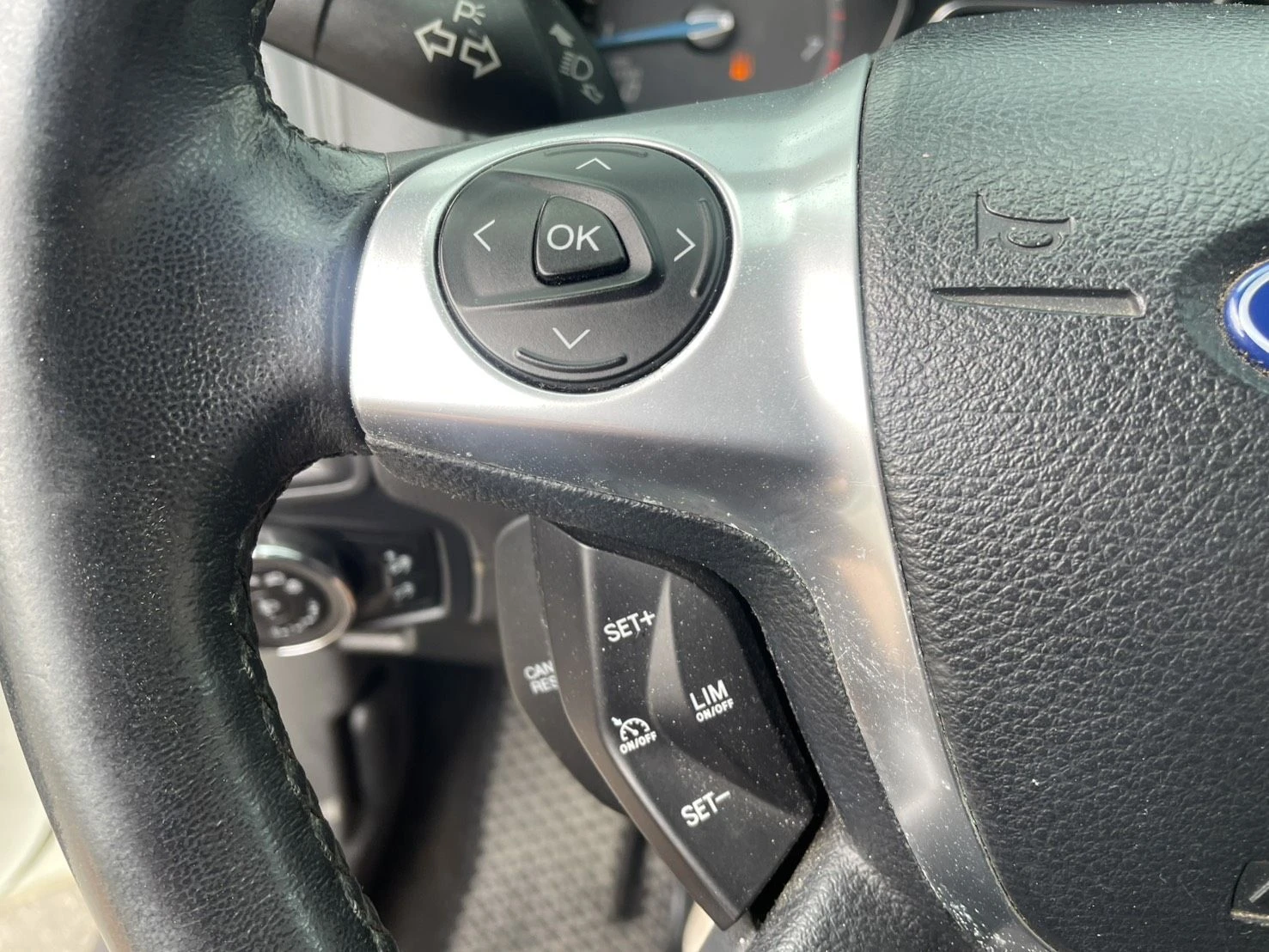 Ford Focus 4D