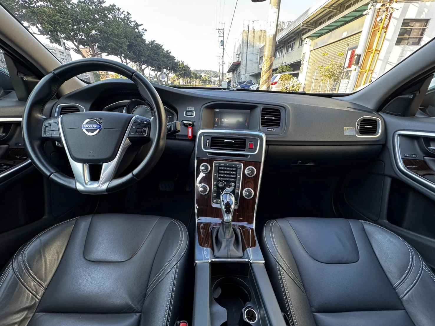 Volvo S60